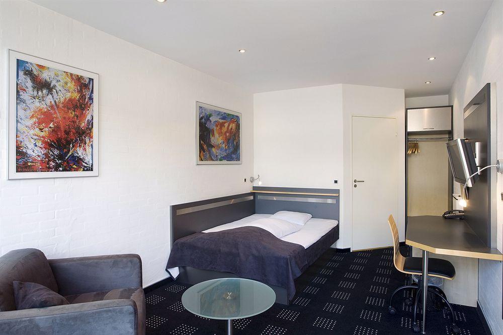 Hotel Hedegaarden Vejle Bagian luar foto